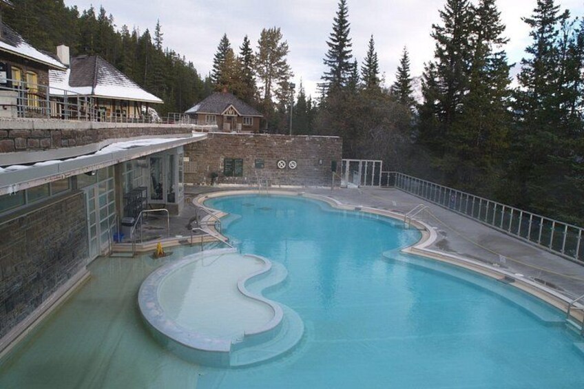 Lake Minnewanka Cruise, Banff Gondola, Bow Fall and Top 3 Lakes 5