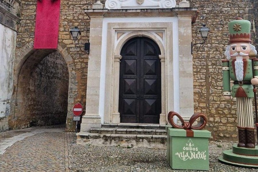 Tour from Lisbon to Porto with Several Stops in Between 1