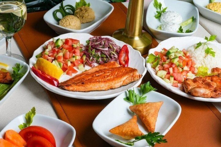 Bosphorus Dinner Cruise in Istanbul with Turkish Night Show 4