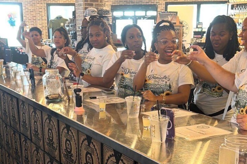 Sevierville VIP Wine, Shine, Bourbon & Lunch Experience 3