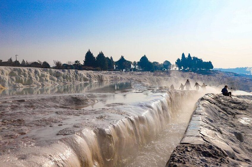 Pamukkale and Hierapolis Full-Day Tour with Lunch from Bodrum 1