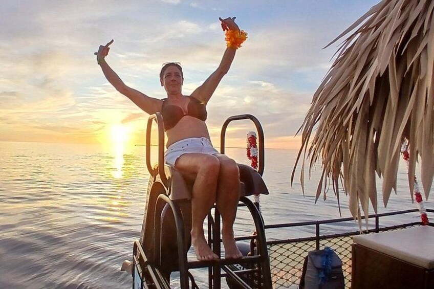 Fort Myers: Tiki Pub VIP Private Dolphin & Sunset Cruise 3