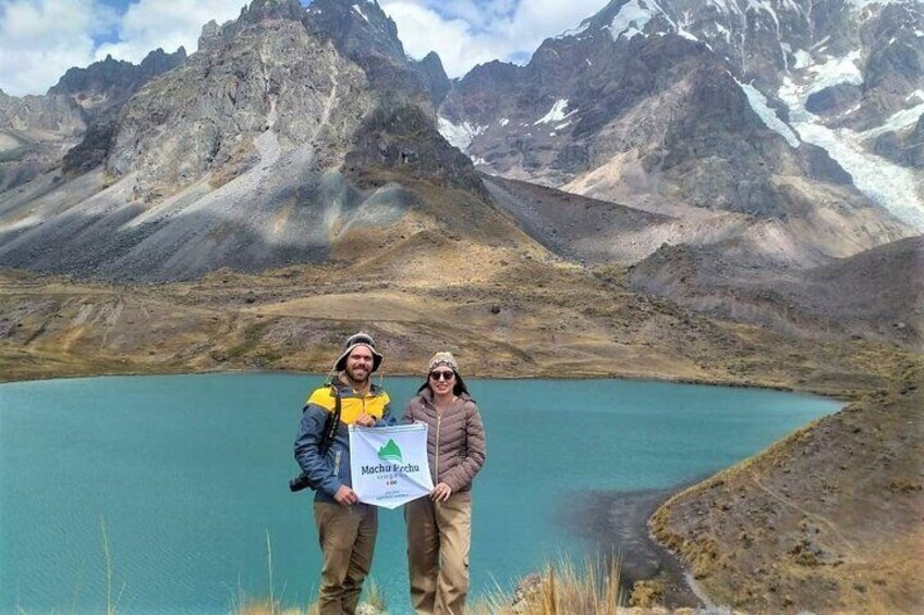 Private Full Day Tour to Ausangate 7 Lakes 1