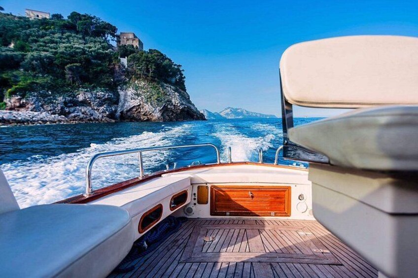 Panoramic Boat Tour on Lake Iseo 4