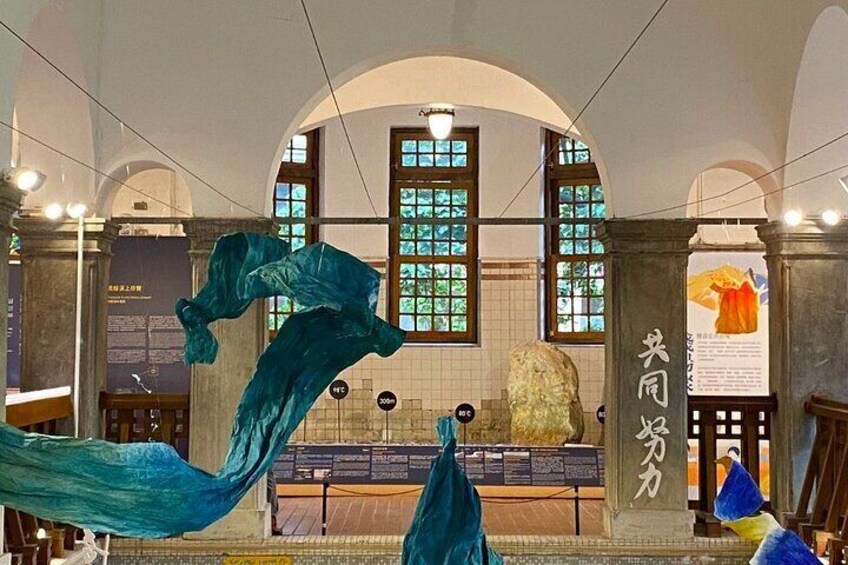 Yangmingshan, Beitou, Qingtiangang Tour (Hotel Pickup Optional) 2