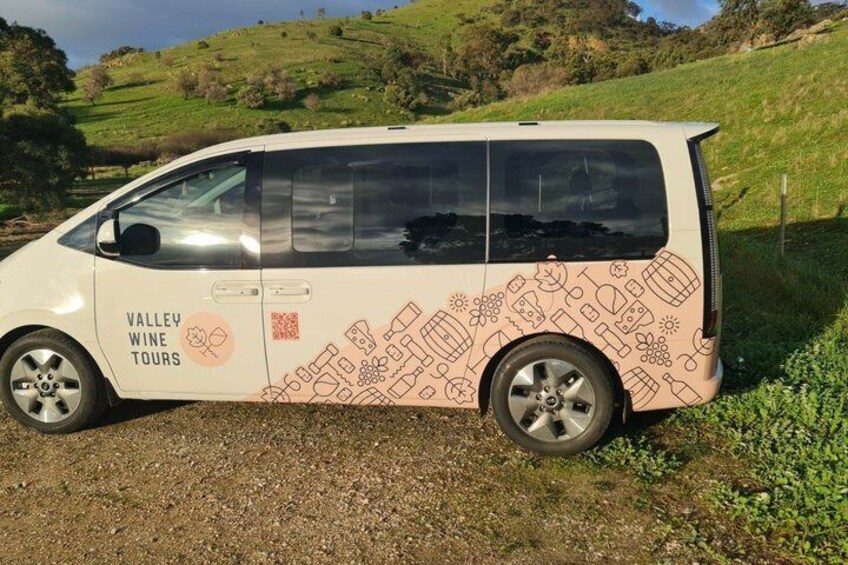 Barossa Valley Wine Tour. Local Guide, Barossa pickup, & lunch 3