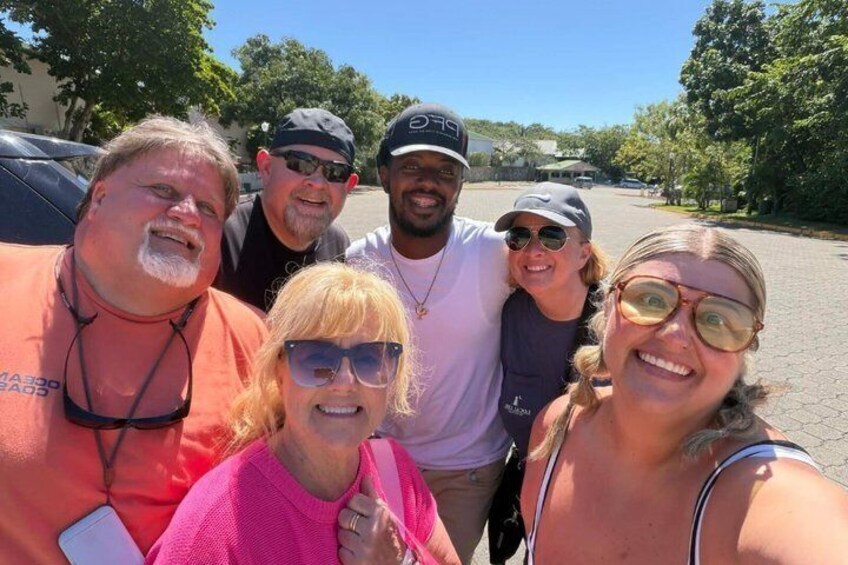 Roatan chocolate and rum company tour with optional stops 4