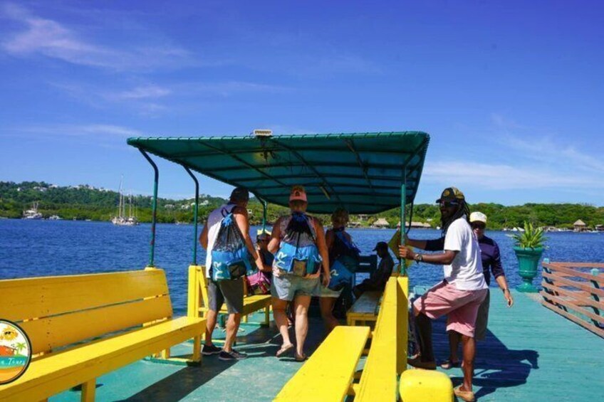 Roatan chocolate and rum company tour with optional stops 5