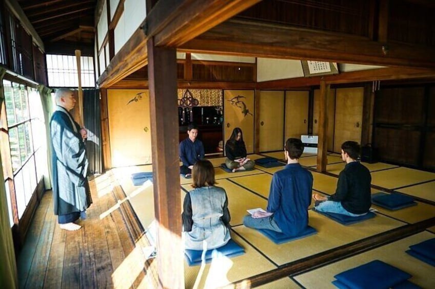 Kyoto Meditate, Explore Sacred Gardens Enjoy a Temple Lunch 4