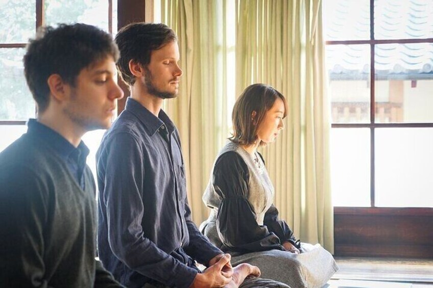 Kyoto Meditate, Explore Sacred Gardens Enjoy a Temple Lunch 3
