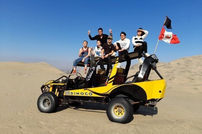 Lima : Flyover to Nazca lines from Pisco airport 4