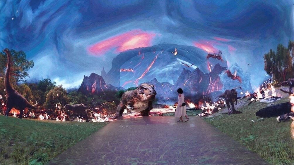 Escena prehistórica con un dinosaurio grande y una figura humana en primer plano, frente a un cielo dramático y un paisaje volcánico. 2