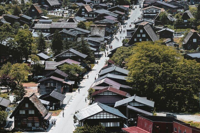 Private Half Day Tour to Shirakawago with English Guide 2