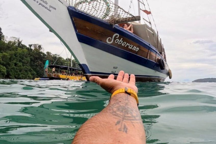 Wonderful Soberan Escuna Tour in Paraty 1