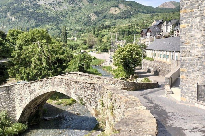 Canfranc, Jaca and Sallent de Gallego Tour from Zaragoza 1