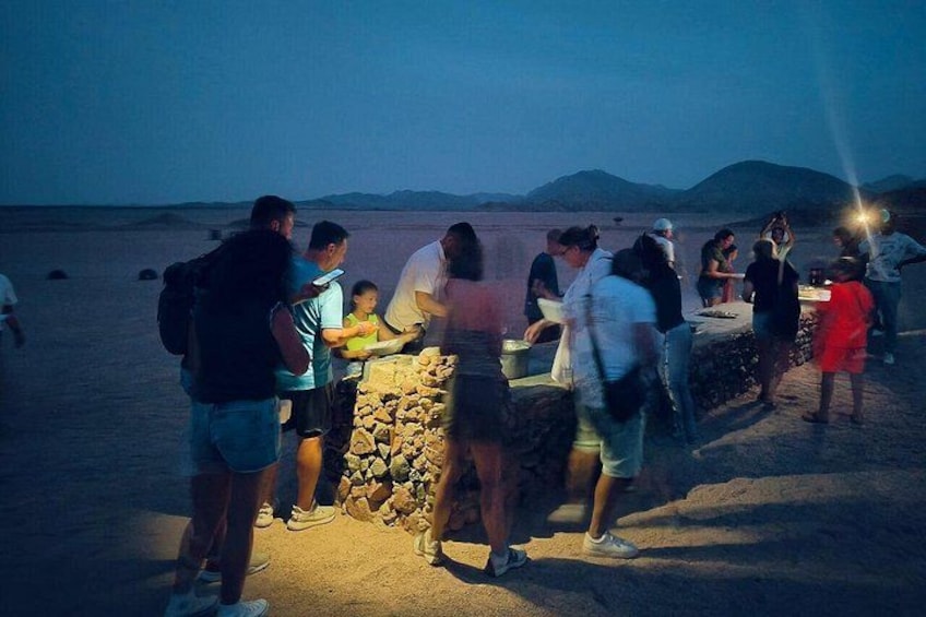 Hurghada Desert Jeep Safari Under the Stars with BBQ Dinner 4