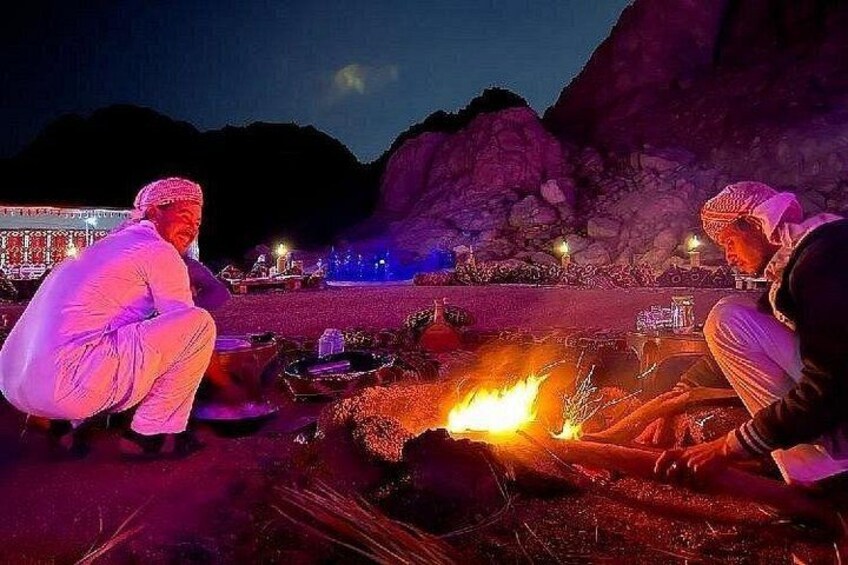 Hurghada Desert Jeep Safari Under the Stars with BBQ Dinner 2