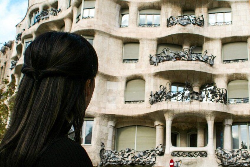 Barcelona : Sagrada, Park Guell, Montjuic & Gothic 4
