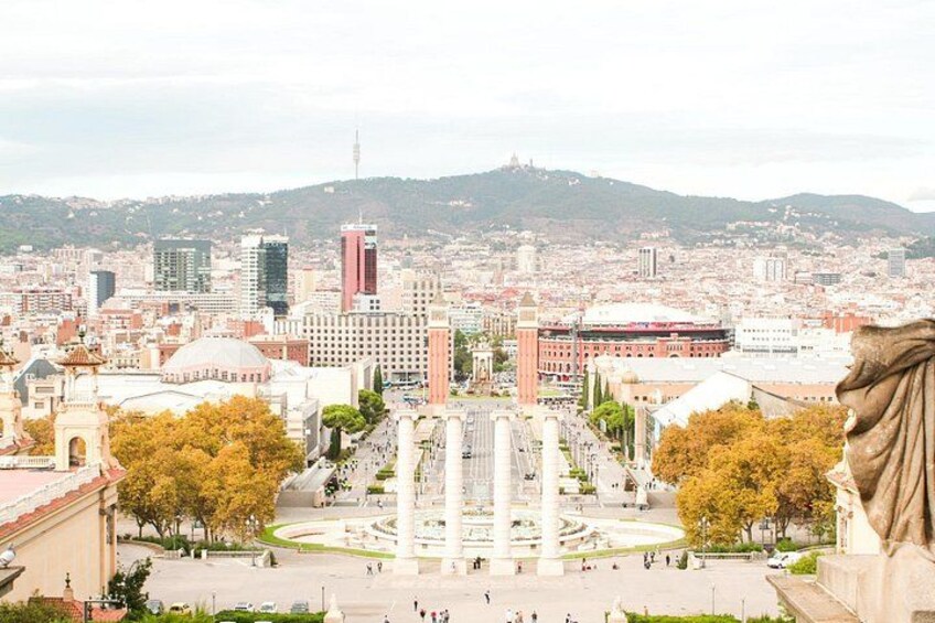 Barcelona : Sagrada, Park Guell, Montjuic & Gothic 3