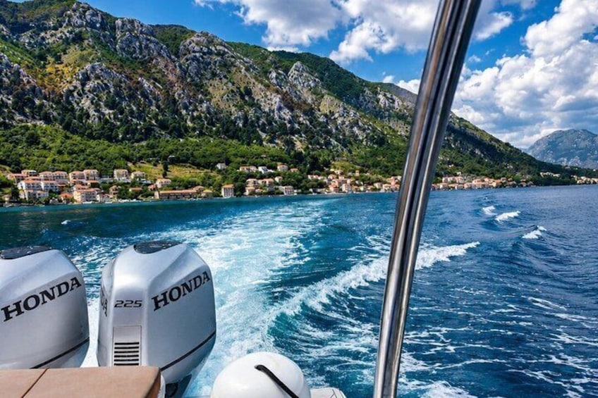 MONTENEGRO Tour(UNESCO Kotor & St.Stefan)from Tirana,Durres,Golem 4