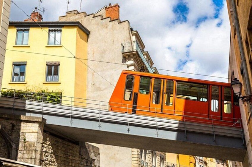 Lyon Walking Tour: Self-Guided City Game 3