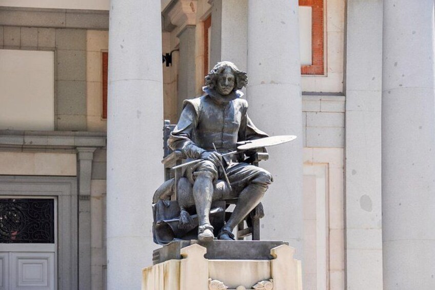 Royal Palace Madrid & Prado Private Tour & Transport 4