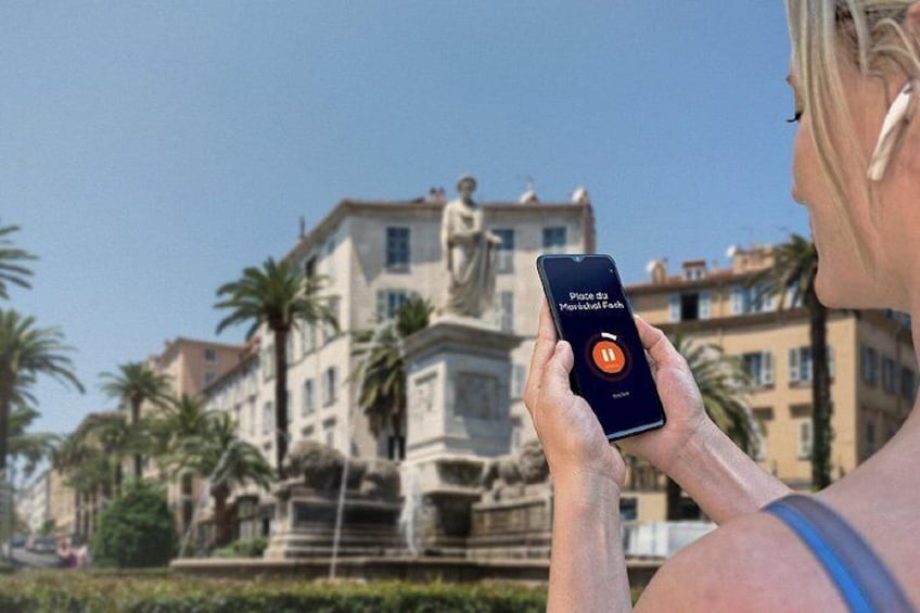 Visit of Ajaccio in freedom: Place Foch (Palm Square), the beating heart of the imperial city. 4
