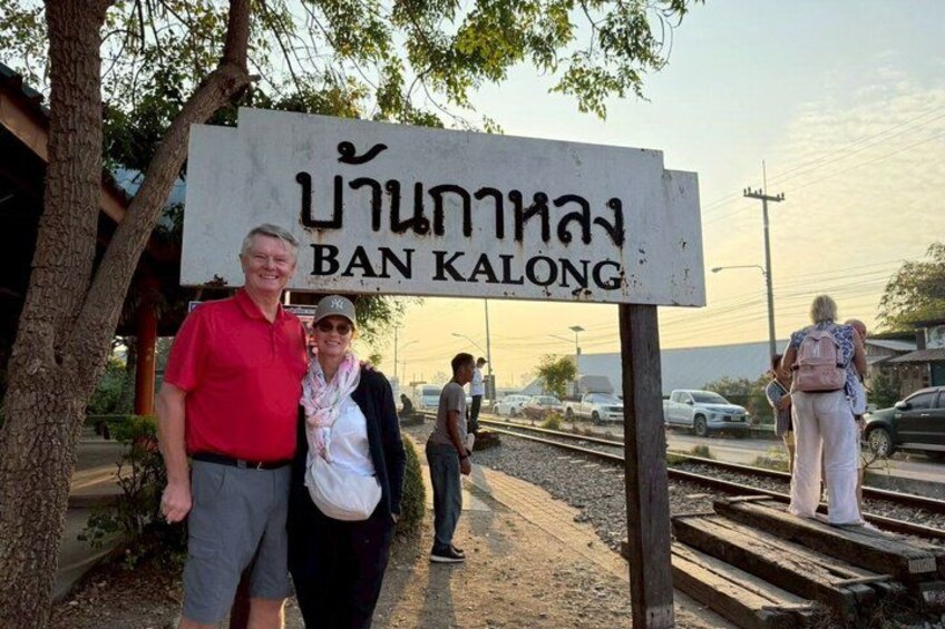 Private Tour to Railway and Floating Markets with Thai desserts 3