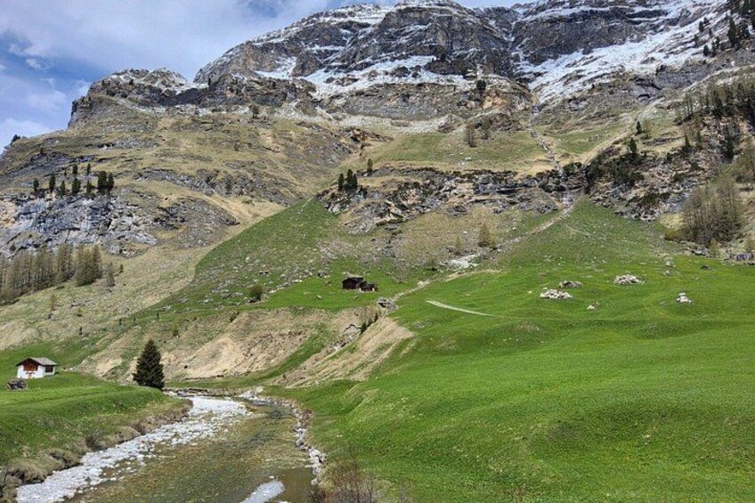 Day Trip to Juf Europe’s Highest Permanently Inhabited Village 3