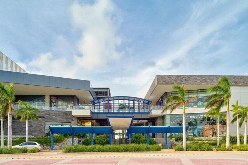 Cancun Shopping Tour with Cancun Viewpoint and Puerto Cancun Mall 5