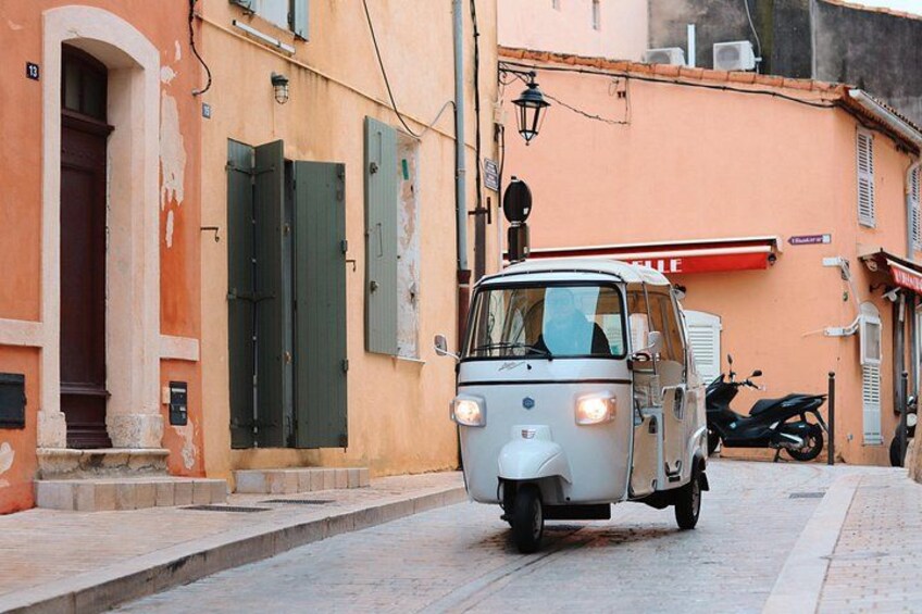 Full-Day Saint-Tropez with Ferry Bay Crossing from Nice 3