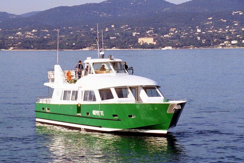 Full-Day Saint-Tropez with Ferry Bay Crossing from Nice 2