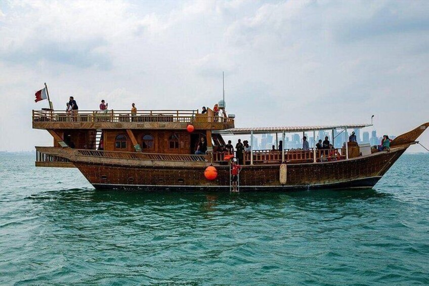 Doha: Sunset Experience, Traditional Dhow Cruise with Dinner 4