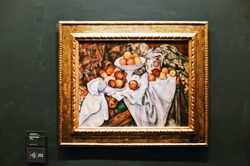 Paris: Orsay Museum Tour with Tickets for 6 Guests per guide 4