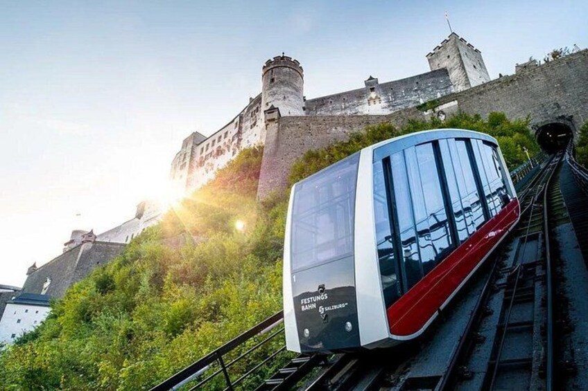 Private Full Day Guided Tour To Hallstatt and Salzburg- boat ride 3