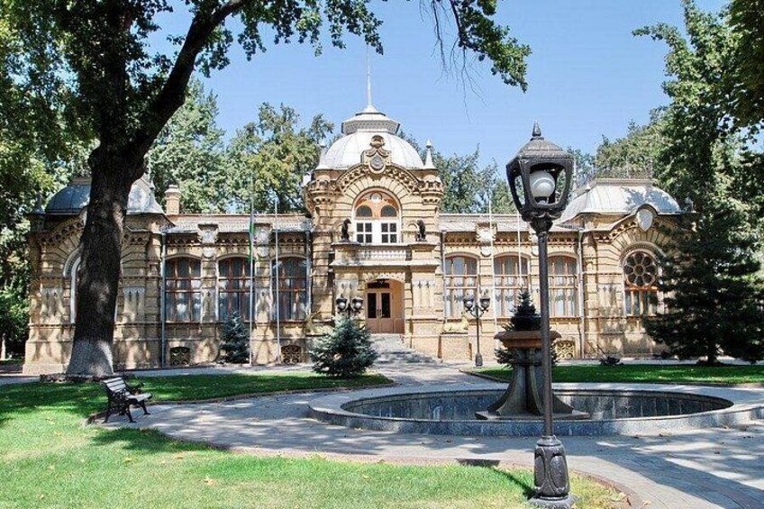 Palace of Romanovs 5