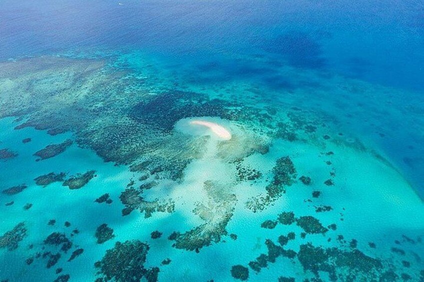 40 minute Reef Scenic Flight 5