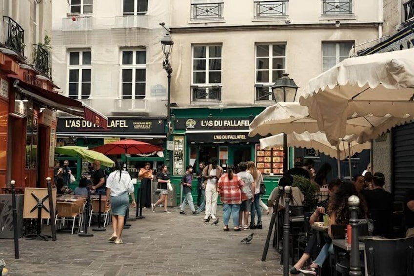 Private Champagne & Gourmet Food Tour in Le Marais 5