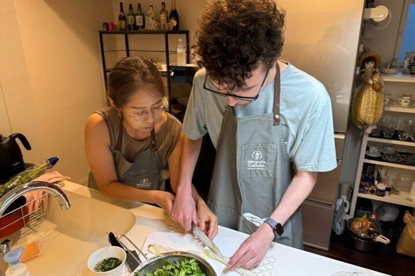 A5 Iga Wagyu Sukiyaki with Pro-Trained Host 4