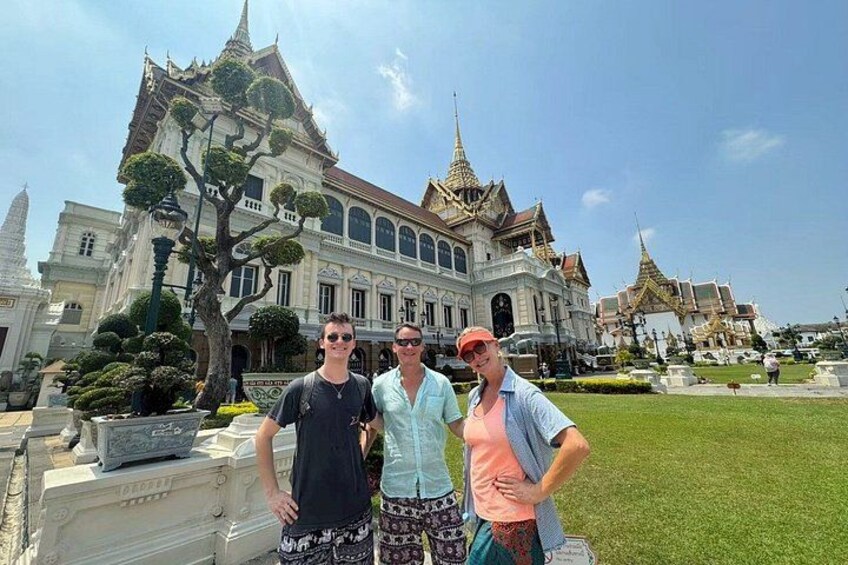 Railway Market, Floating Market & Bangkok Temples 3