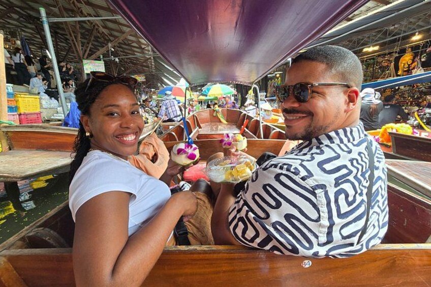 Private Tour to Railway and Floating Markets with Thai desserts 4