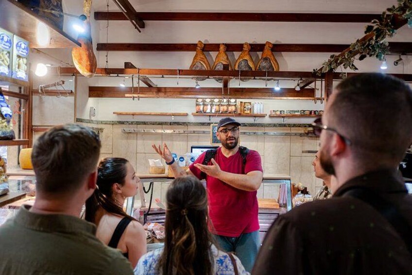 Rome: Award Winning Trastevere Group Food Tour with Wine 3