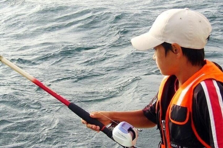 A Sea Fishing Experience in the Ocean Closest to Overseas 3