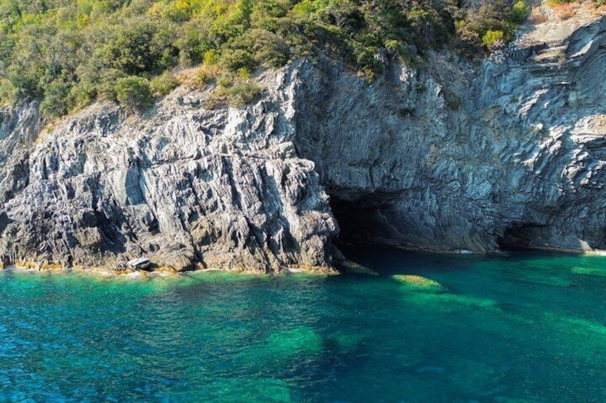 Cinque Terre Boat Tour Departing from Monterosso 3