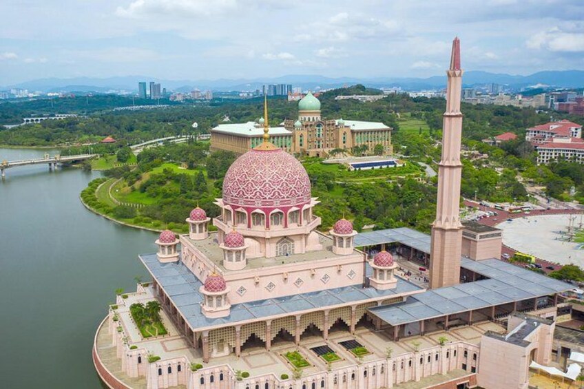 Private Putrajaya Tour with Lake Cruise Ticket Half Day 2
