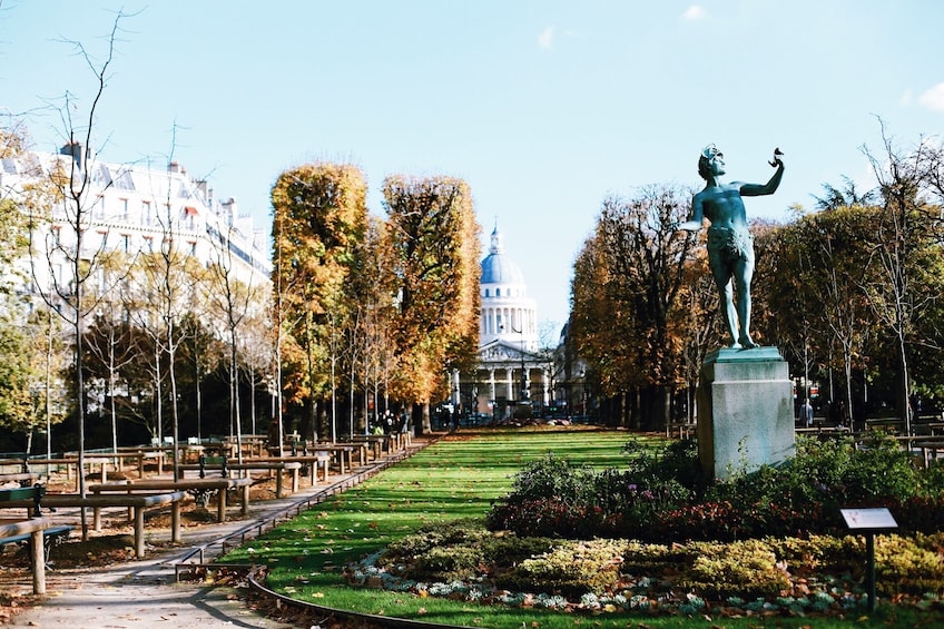 PARIS: Latin Quarter Guided Walking Tour - 12 guests 2,5h 4