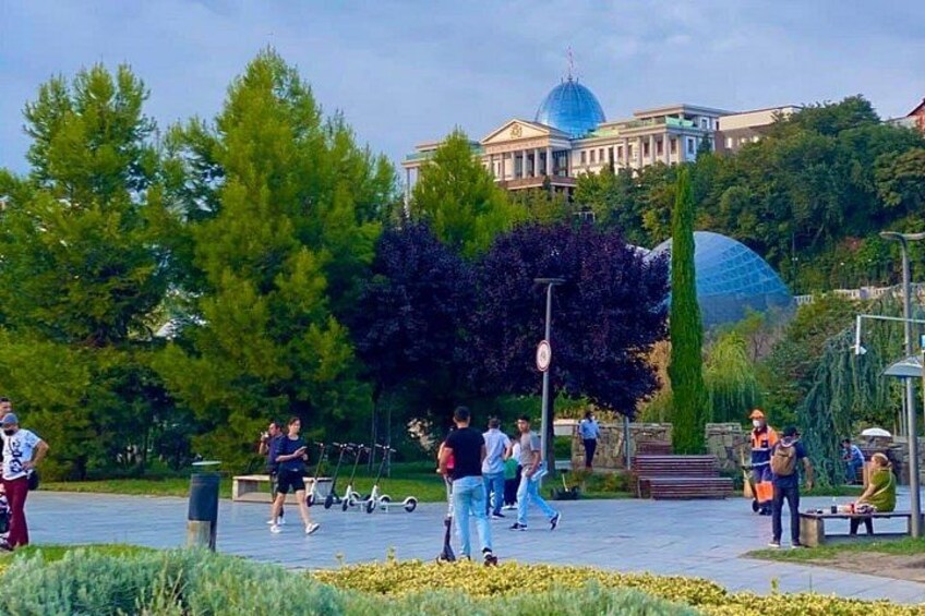 Wine promenade in hospitable Tbilisi 2