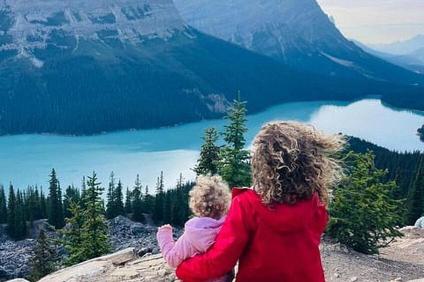 Calgary: Columbia Icefield, Skywalk, Crowfoot Glacier and Lakes 4
