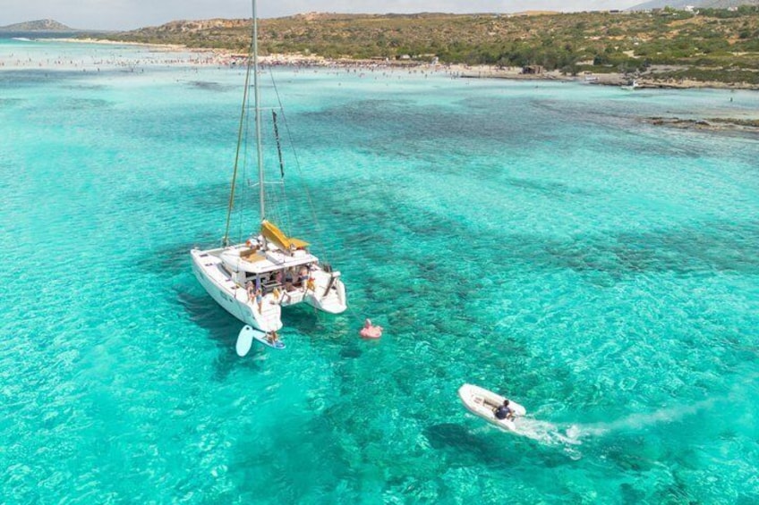 Elafonisi Premium Catamaran Cruise: Meal, Drinks, Transfer 1