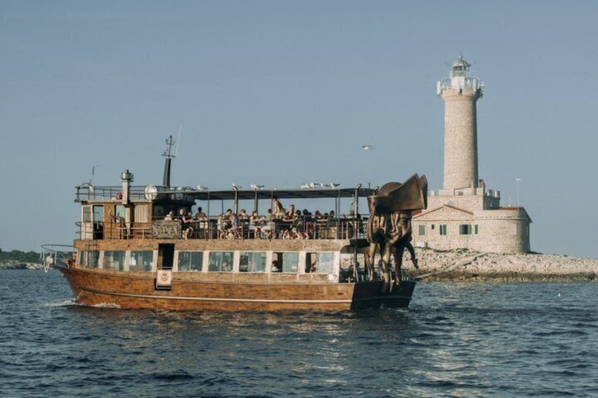 Medulin: 85% Dolphin Sunset Cruise, All-Inclusive & Face Painting 5